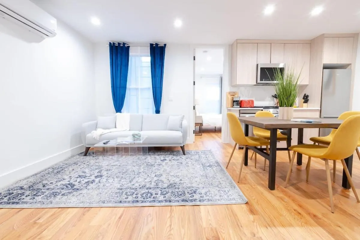 Appartement 323-1 Specious 2Br Williamsburg à New York 0*,  États-Unis